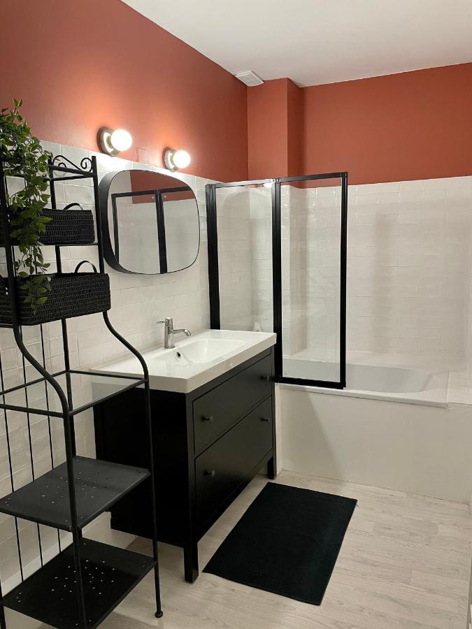 Appartement Aux Pieds Du Palais Des Papes. Avignon Kültér fotó