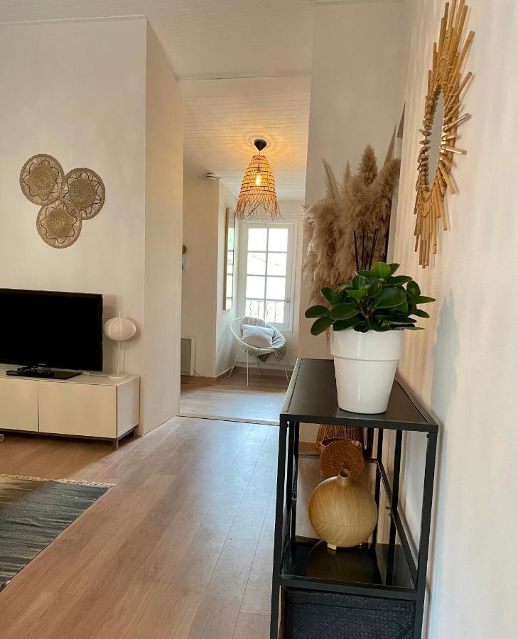 Appartement Aux Pieds Du Palais Des Papes. Avignon Kültér fotó